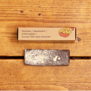 Marcipanbr�d - Appelsinskal / Cashewn�dder