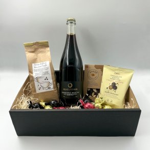 Gavekurv med espresso martini, kaffe og sde sager