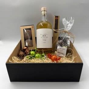 Julekurv med julerom og s�de sager