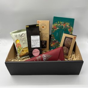 Julekurv med julete og s�de sager